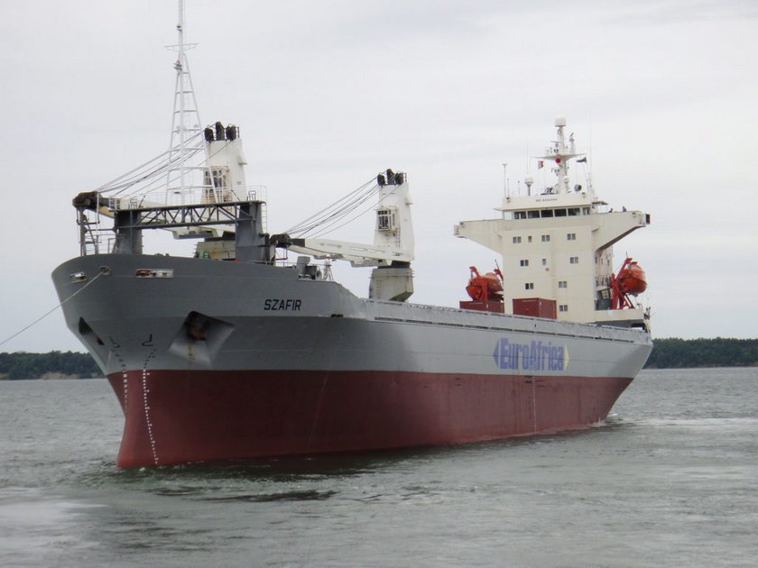 Nigeryjscy piraci uprowadzili 5 polskich marynarzy ze statku "Szafir"