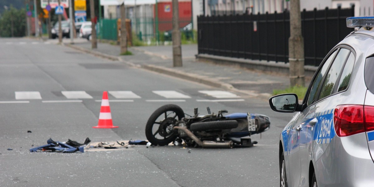 wypadek motocyklisty