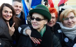 Danuta Wałęsa ubiega się o status działacza opozycji antykomunistycznej?