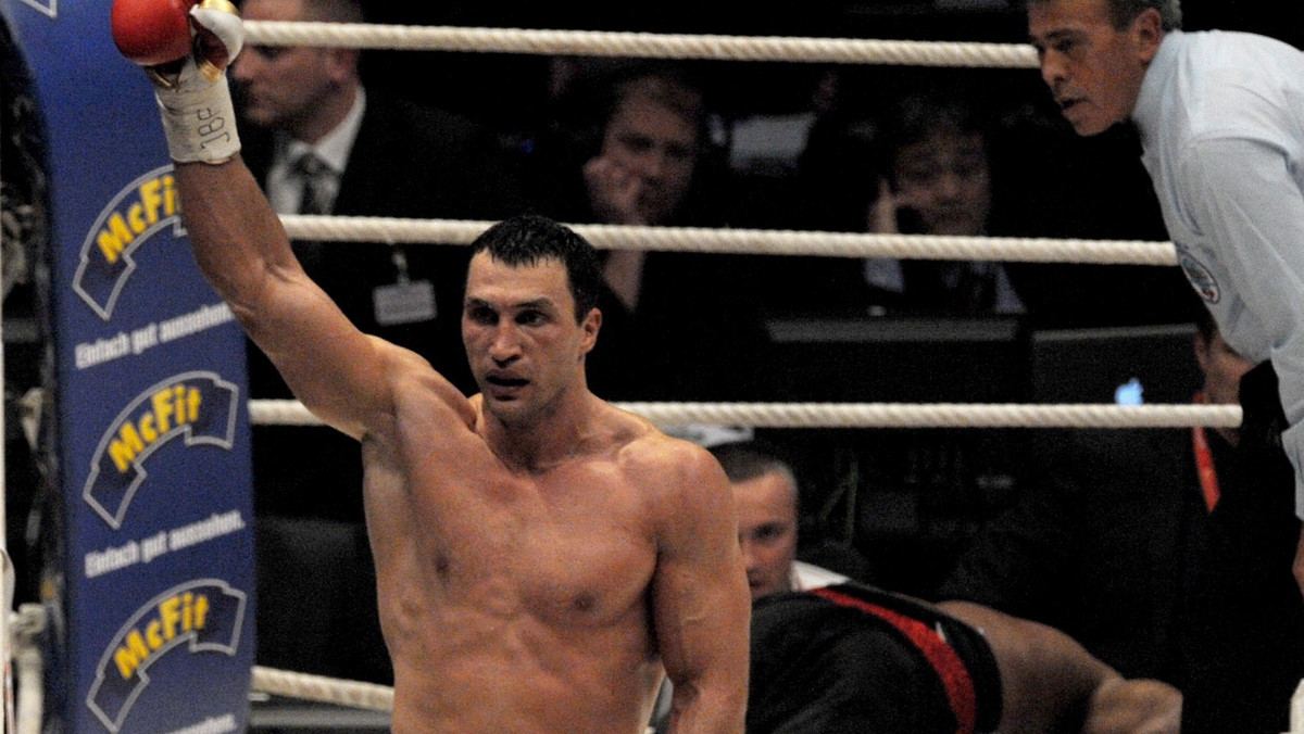 Władimir Kliczko (54-3, 48 KO), mistrz IBF, WBO i IBO w kategorii ciężkiej, ma na radarze tylko jedno nazwisko. "Dr. Steelhammera" interesuje wyłącznie unifikacyjny pojedynek z czempionem federacji WBA - Davidem Haye (24-1, 22 KO).