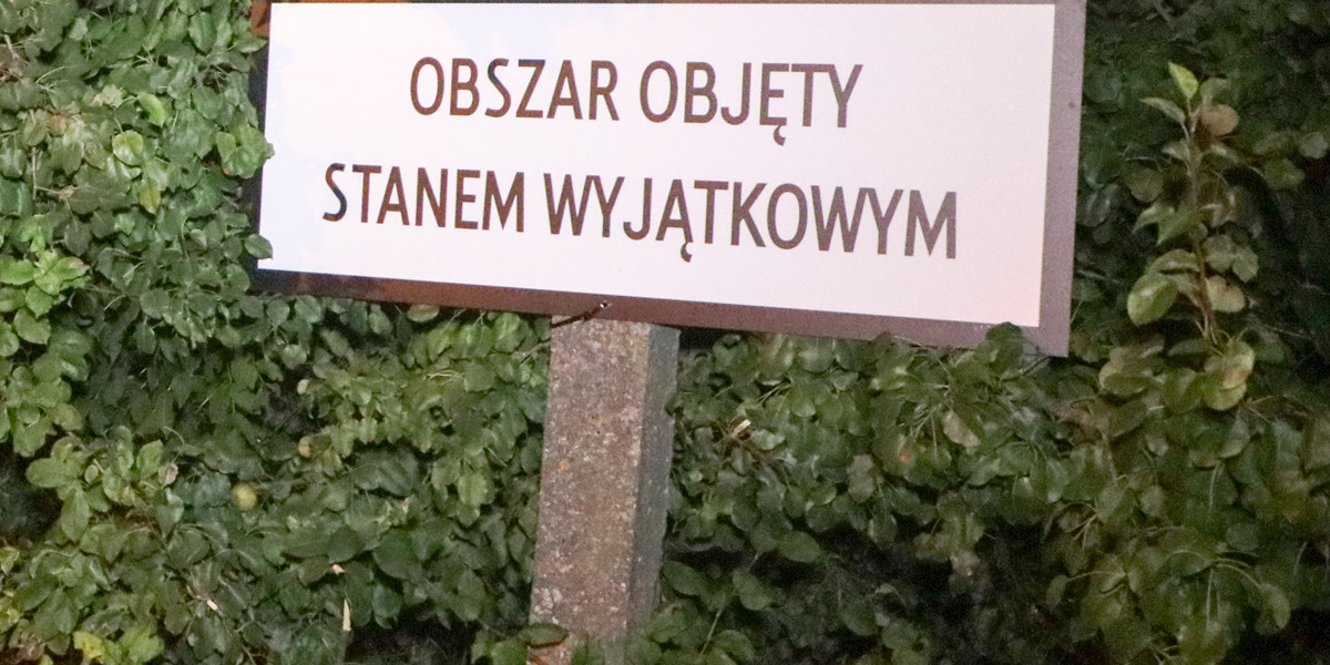 W przygranicznych miejscowościach obowiązuje obecnie stan wyjątkowy