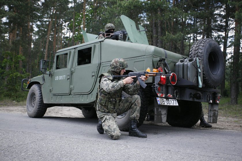 Piknik NATO na Placu Wolności