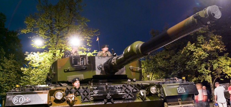 Schetyna: Polskie czołgi w szpicy NATO