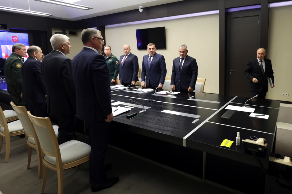 Vladimir Putin dolazi na sastanak o situaciji u Kursku u Novo Ogarjovu kod Moskve 12. avgusta