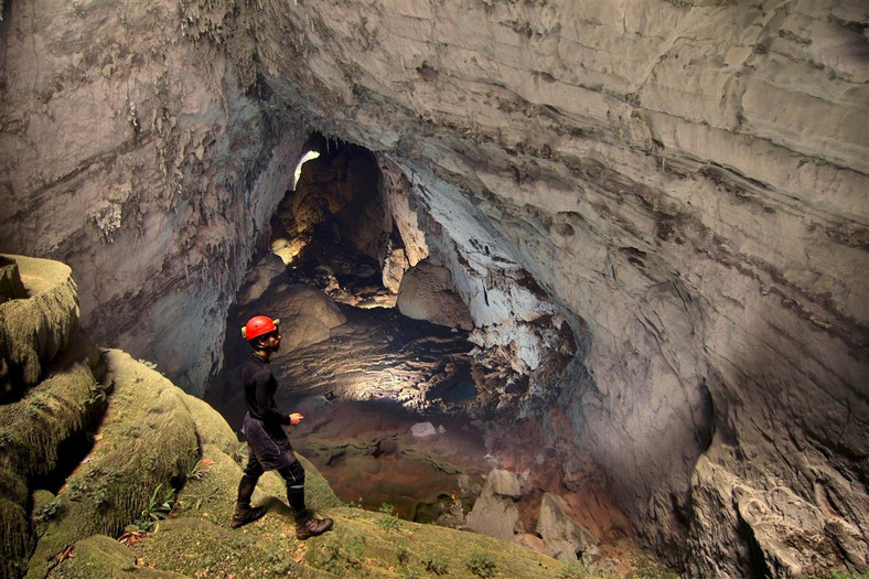 Hang Son Doong - największa jaskinia na świecie