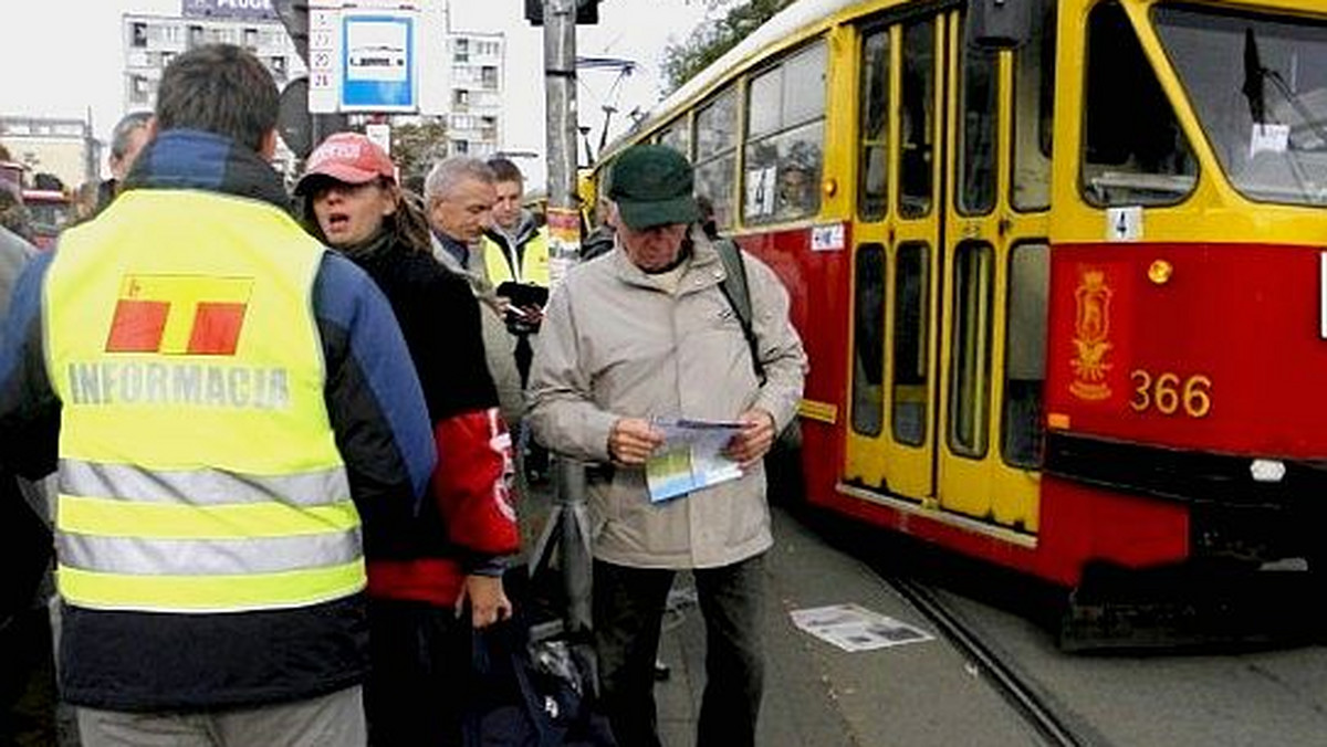 "MMWarszawa": od 1 stycznia 2013 roku warszawiacy będą płacić więcej za bilety komunikacji miejskiej. Więcej zapłacą też gapowicze.