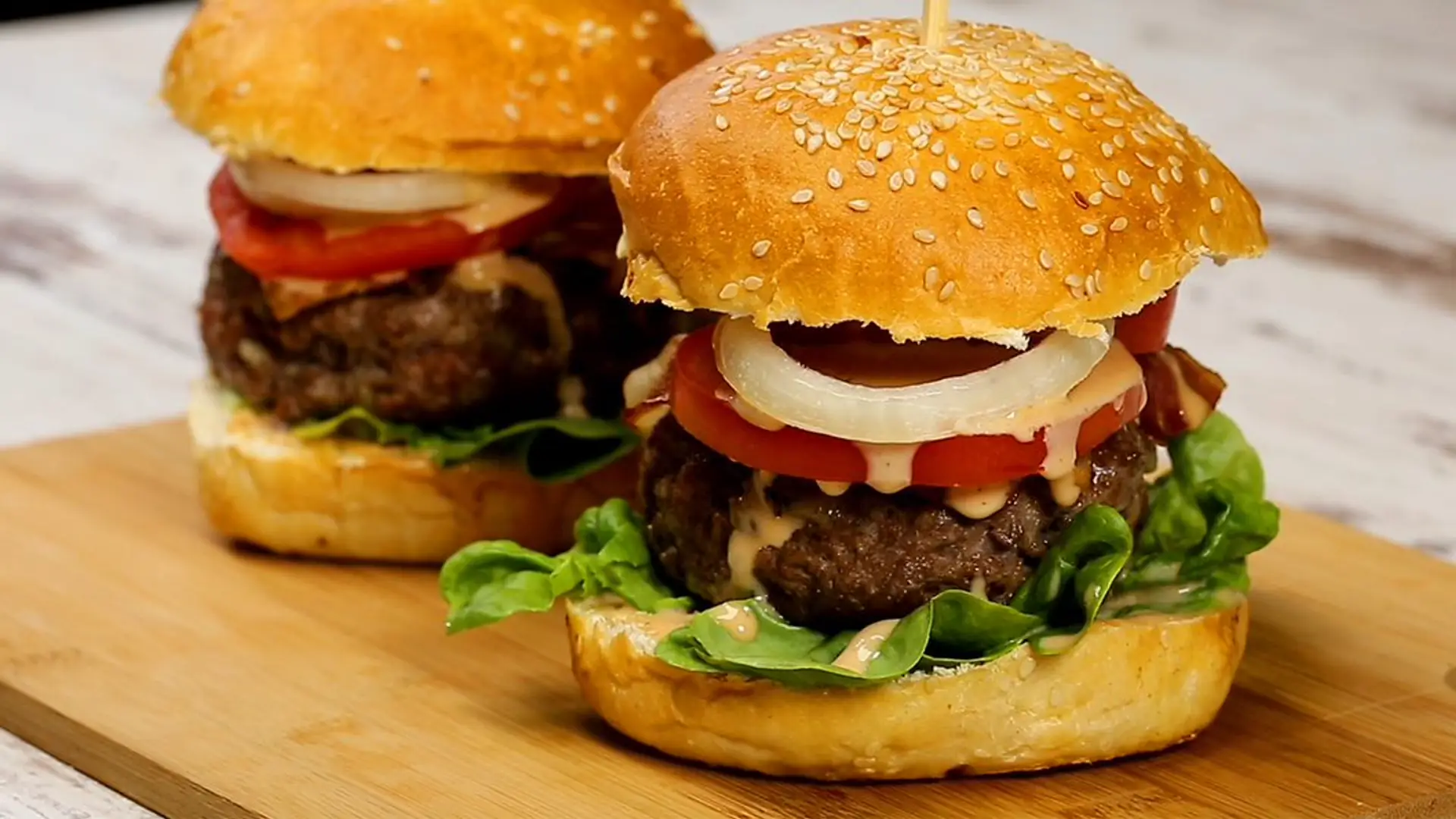 "Street Food. Żarcie z ulicy": Burger