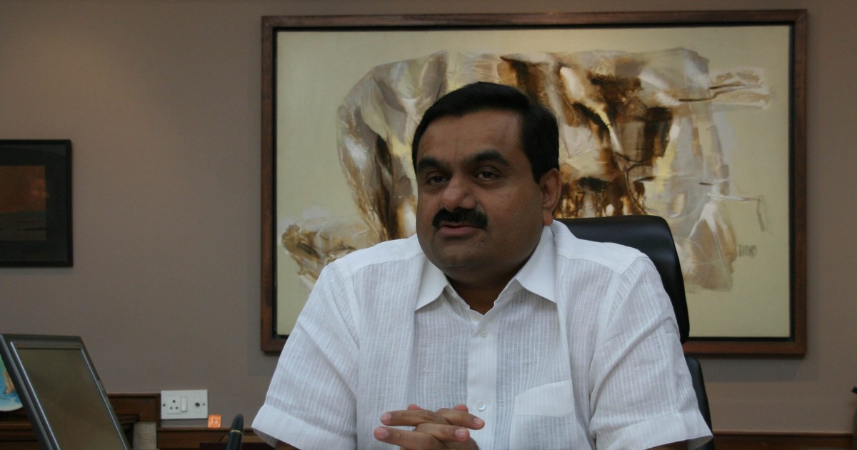 亚洲首富高塔姆·阿达尼（Gautam Adani）认为，在当前的全球动荡中，中国将“越来越孤立”，并表示要让中国退缩比以往任何时候都更加困难。