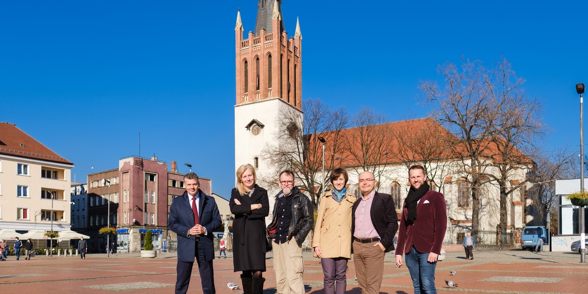 Kampania zachęcająca do zamieszkania w Bytomiu. Akcję promuje siedmiu ambasadorów, którzy zamieszkali w Bytomiu. 