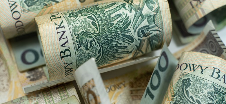 1000 zł na dzieci. Jakie warunki trzeba spełnić?