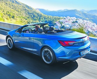 Salon Samochodowy w Genewie 2013: Odgrzewane kotlety