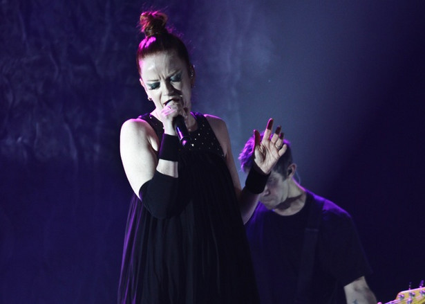 Garbage gra Patti Smith - nowy klip do "Because the Night"