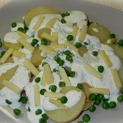 Zöldborsós krumplisaláta