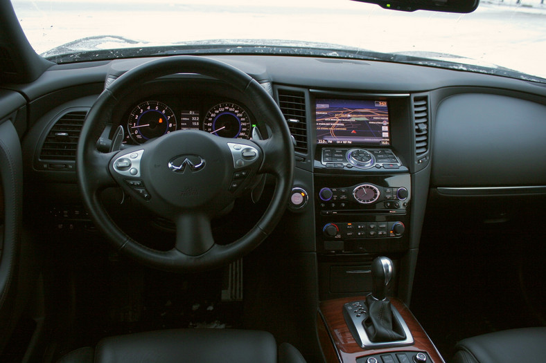 Infiniti FX50