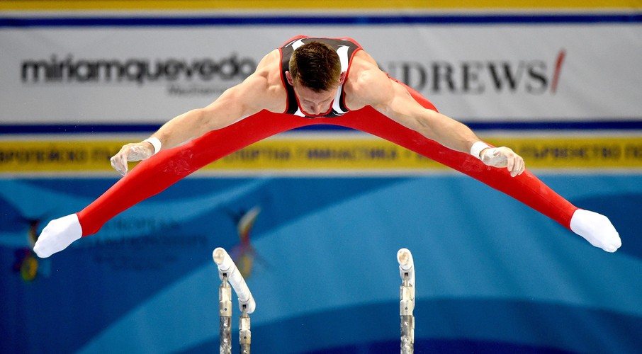 Mistrzowie akrobacji walczą o medale mistrzostw Europy