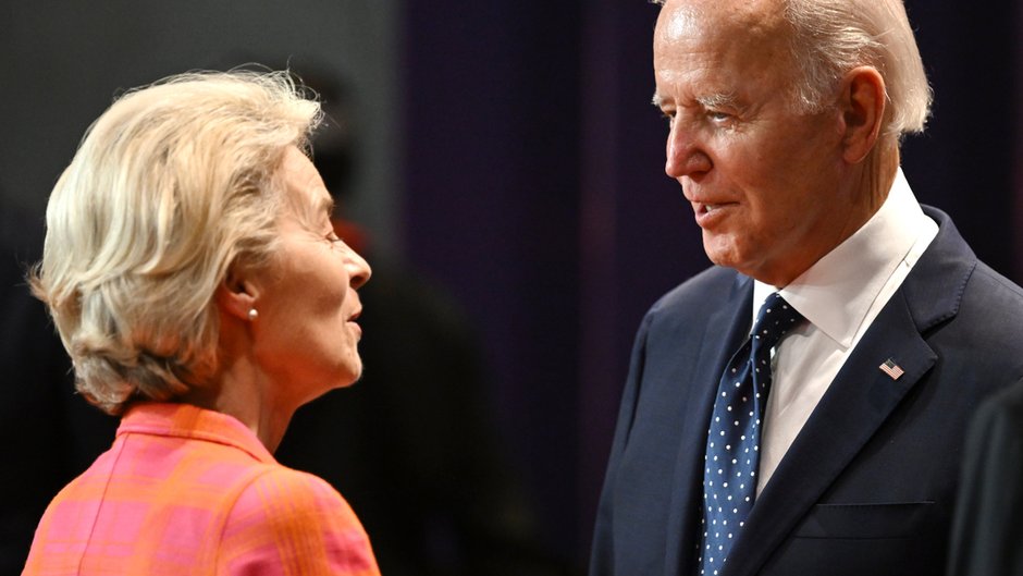 Ursula von der Leyen  i Joe Biden w 2022 r.