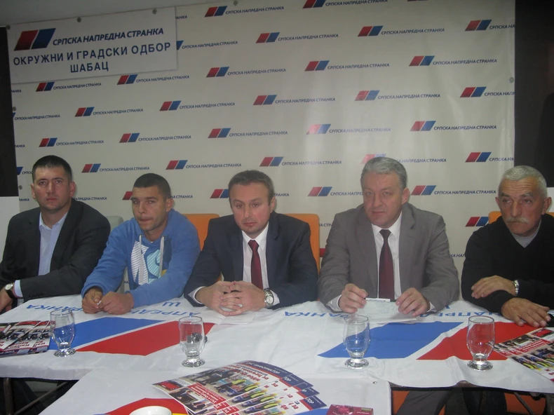 U šabačkom odboru SNS ističu da policija treba da ispita sve okolnosti incidenta