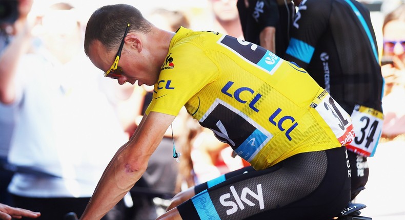 Lance Armstrong stirs doping pot with Chris Froome tweet