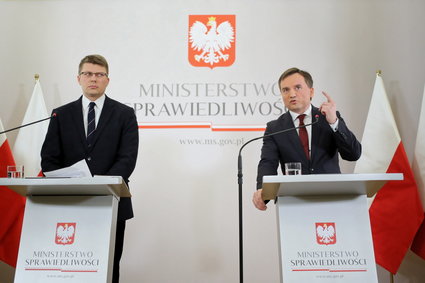 Ministerstwo Sprawiedliwości zapowiada walkę z lichwą. Powstał projekt dot. limitów dodatkowych opłat przy pożyczkach