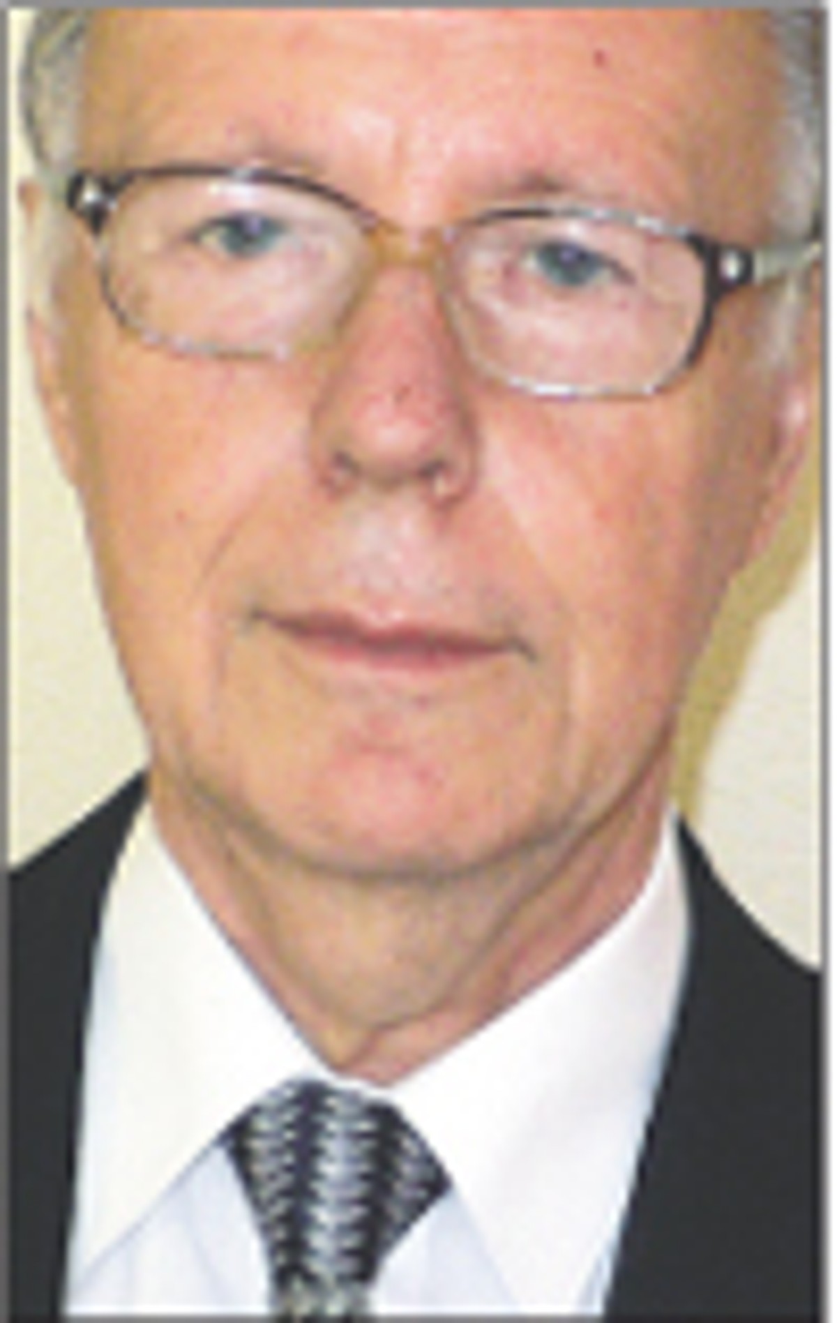 Edmund Guzowski, autor jest dyrektorem Lubelskiego Ośrodka Szkolenia Lodis