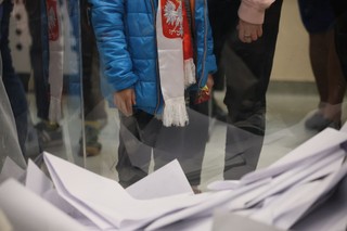 W lokalu Obwodowej Komisji Wyborczej nr 183 w Łodzi zmarła jedna z głosujących osób