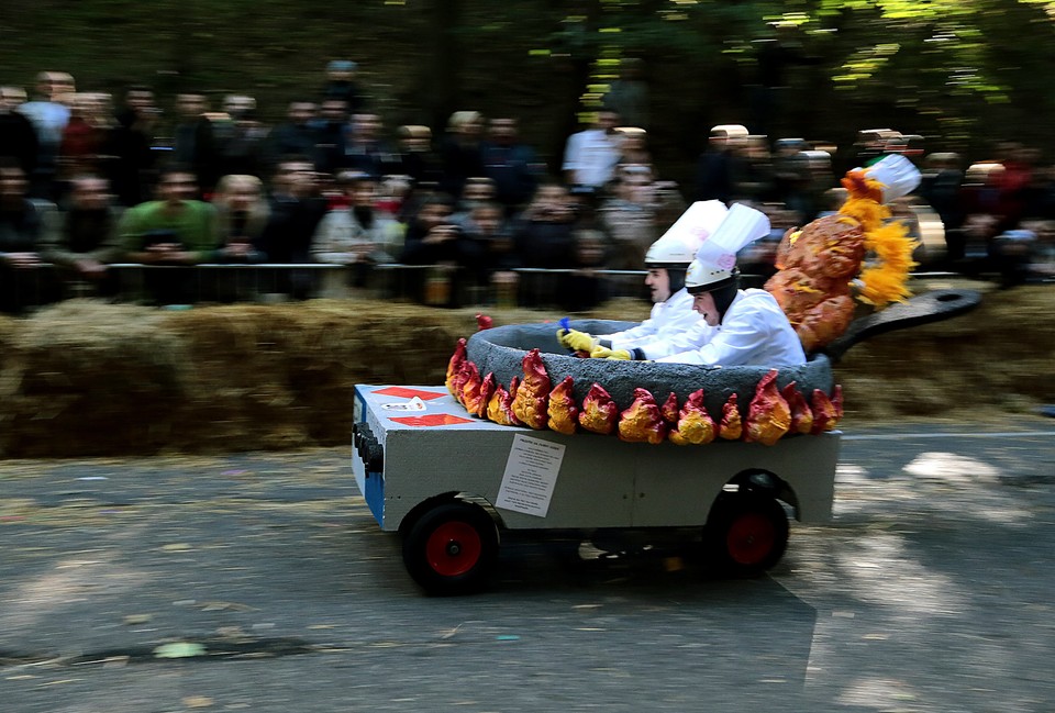 WARSZAWA II WYŚCIG MYDELNICZEK RED BULL