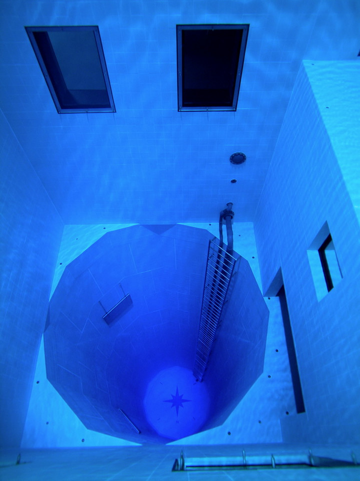 Nemo 33