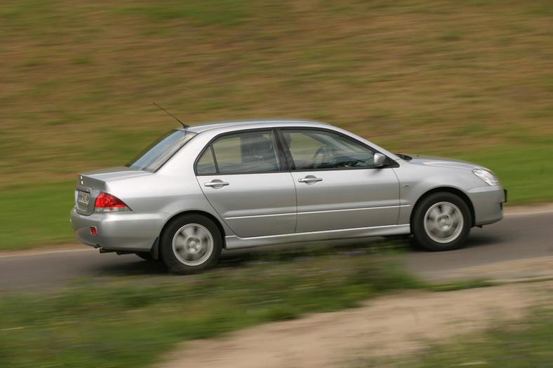 Mitsubishi Lancer - Jazda bez stresu