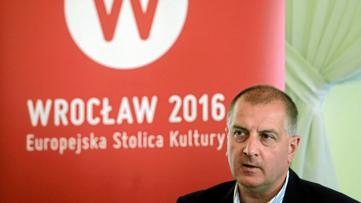 Ponad 200 mln zł rządowej pomocy ma dostać Wrocław na organizację Europejskiej Stolicy Kultury w 2016 roku. Ustępujący minister kultury Bogdan Zdrojewski poinformował o przygotowaniach uchwały w tej sprawie.