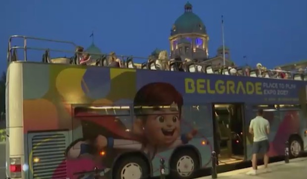 Vožnju panoramskim autobusom u Beogradu