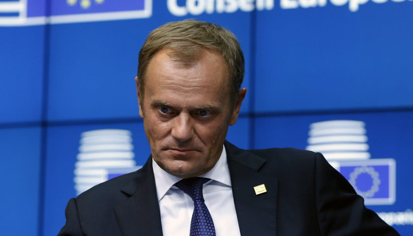 Brytyjski europoseł: Tusk to Polak, więc w Brukseli będzie pracował po taniości