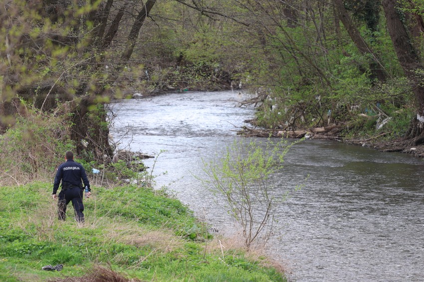 Policajci tragaju za Dankom Ilić na obali Zlotske reke
