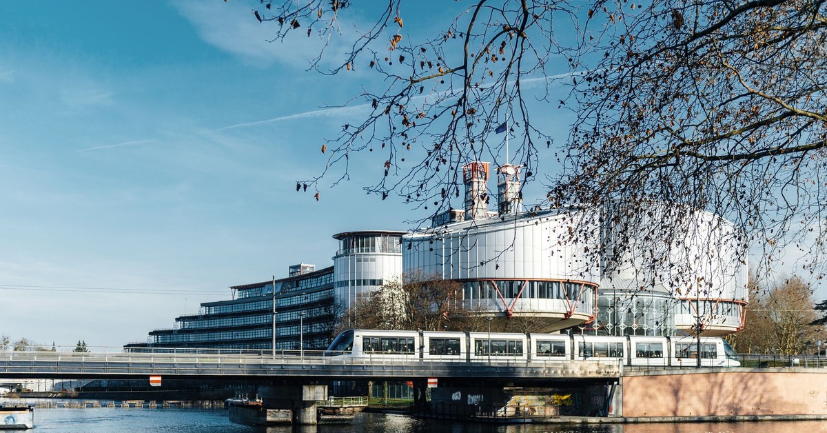 Kryzys praworządności w Polsce. ETPC odracza rozpatrywanie skarg do roku 2026