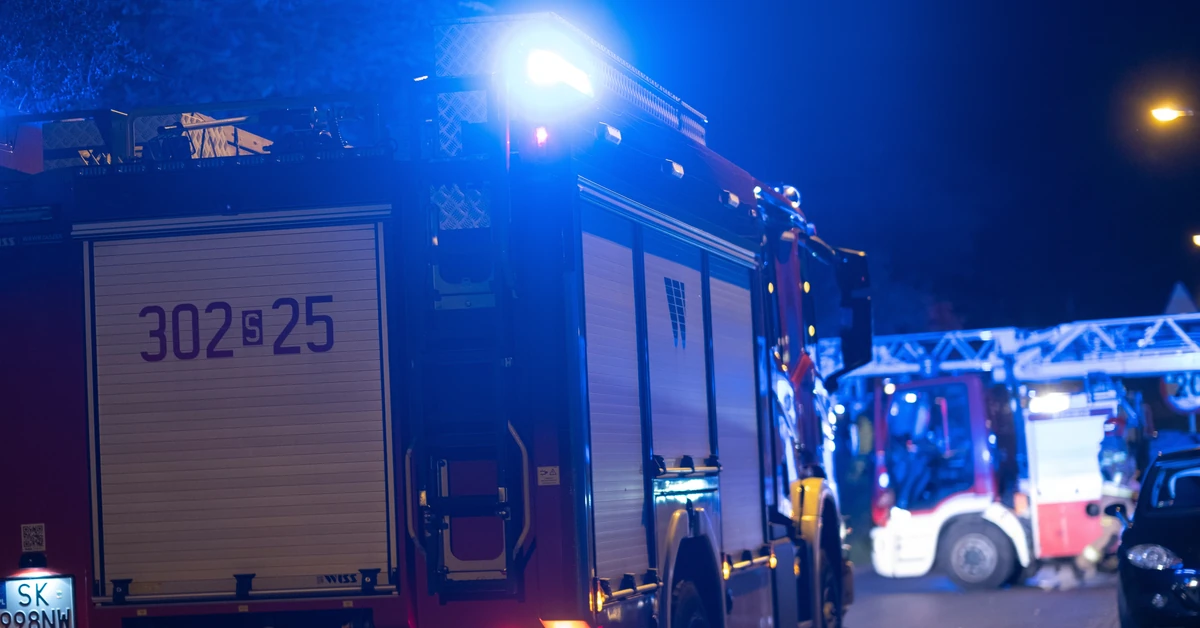 Groźny wybuch w Poznaniu i ewakuacja kilkudziesięciu osób. "Nieznane substancje"