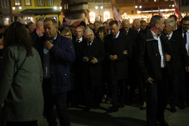 - Tragedia tragedią, bo była to tragedia, ale to był zamach - powiedział Jarosław Kaczyński podczas obchodów 14. rocznicy katastrofy smoleńskiej