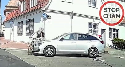 Koszmarny wypadek rowerzystki na Śląsku. Policja ukarała kierującą autem [FILM]