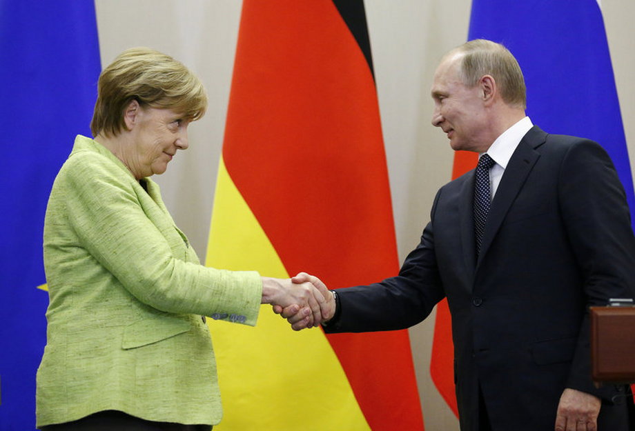 German Chancellor Angela Merkel and Russian President Putin.