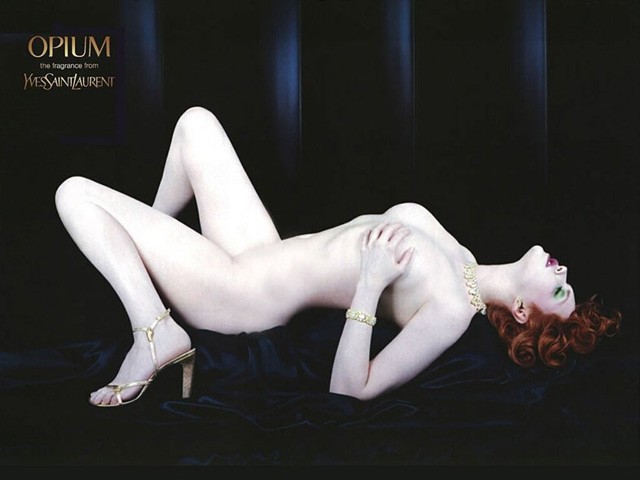Sophie Dahl az YSL Opium kampányában