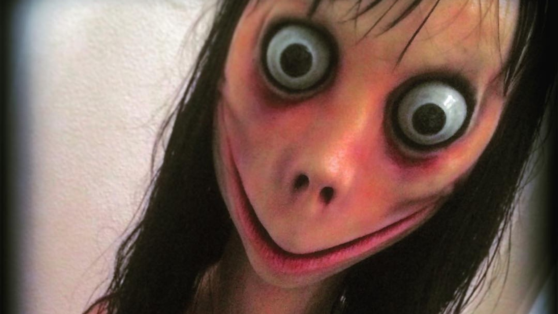 Momo Challenge Auf Fortnite Und Youtube Alles Ein Hoax Noizz - whatsapp horror ist die momo challenge auf youtube und fortnite zuruck