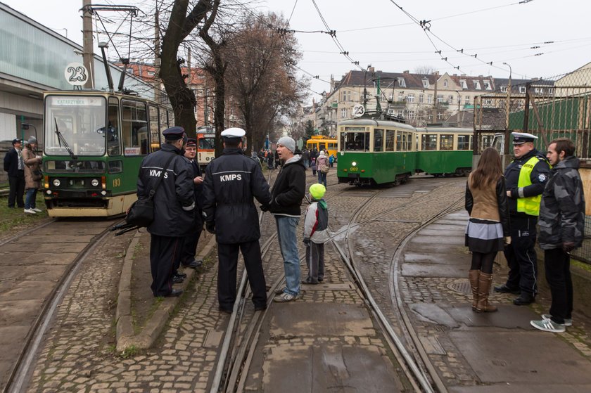 Pokaz zabytkowych tramwajów na poznańskiej Madalinie