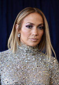 Jennifer Lopez megható kisfilmben mutatja be transznemű unokaöccsét