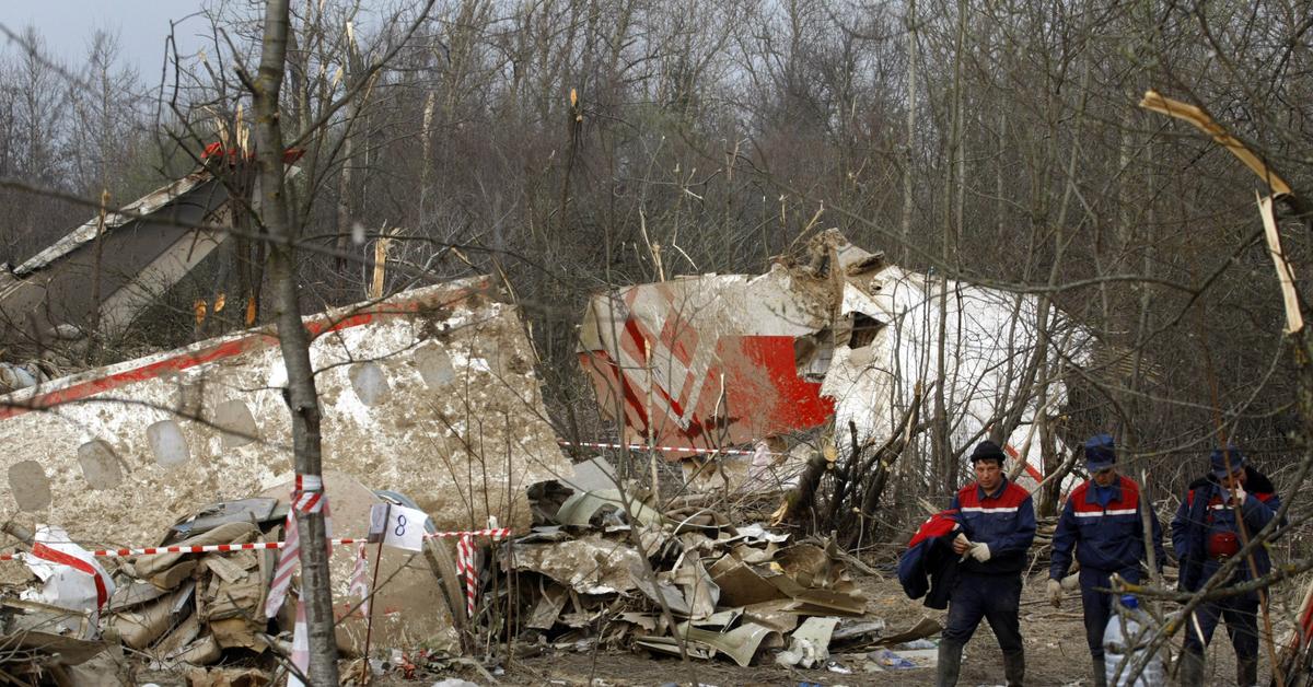 Смоленская катастрофа. Авиакатастрофа под Смоленском 2010 тела погибших. Авиакатастрофа под Смоленском. Жертвы авиакатастрофы под Смоленском. Опознание жертвы авиакатастроф.