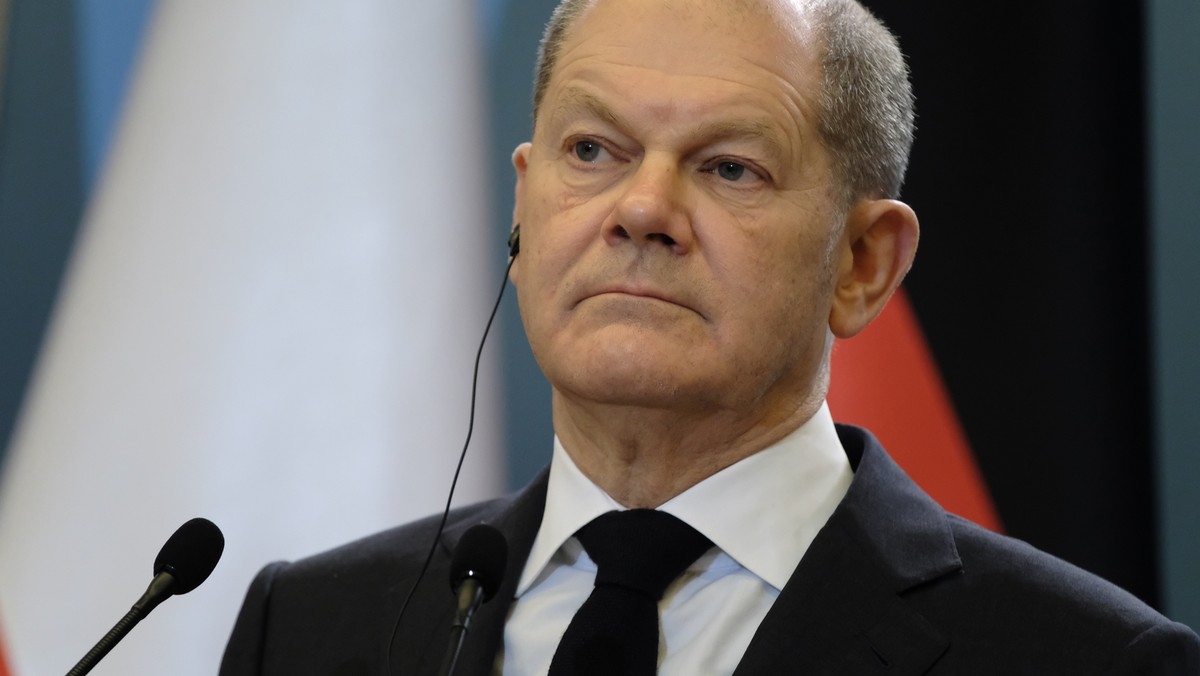 Scholz ma problem. Członkinie rządu na cenzurowanym, w tle "żenujące" wideo