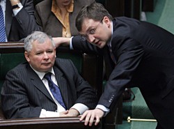 Miller donosi na Ziobrę i Kaczyńskiego