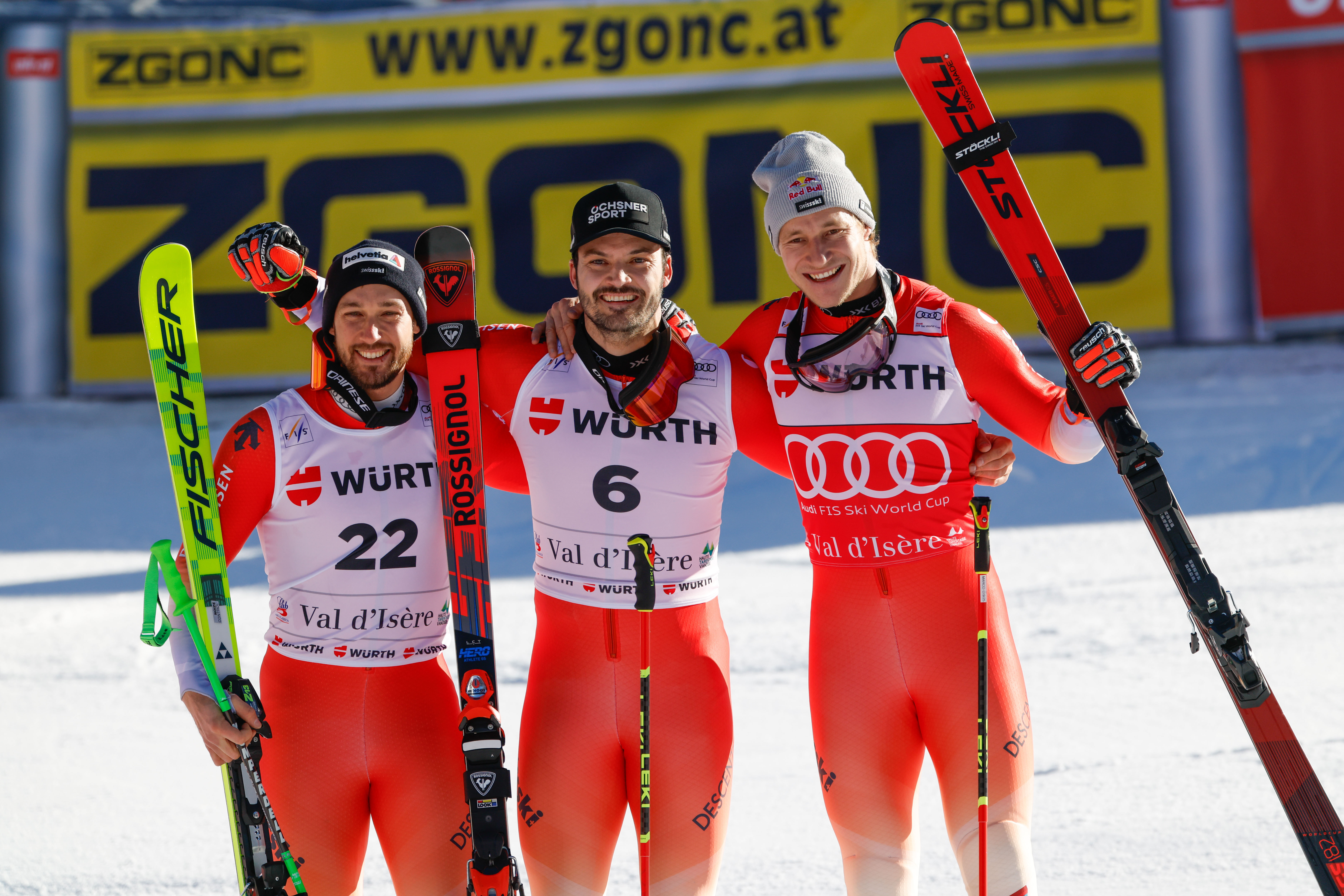 Triplé suisse à Val d'Isère: Meillard devant Aerni et Odermatt