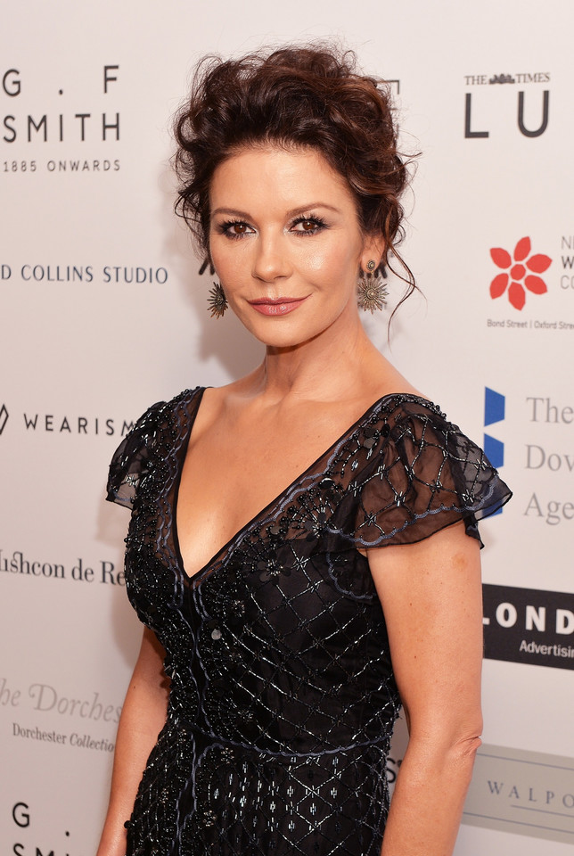 Catherine Zeta-Jones na rozdaniu nagród Walpole British Luxury