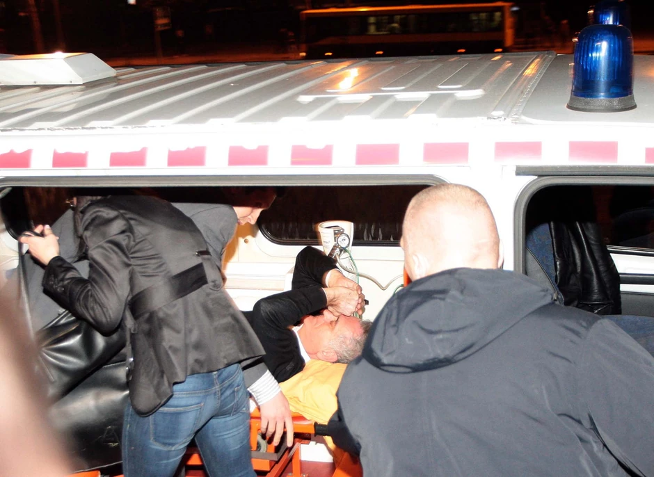 Lider SNS na putu za bolnicu