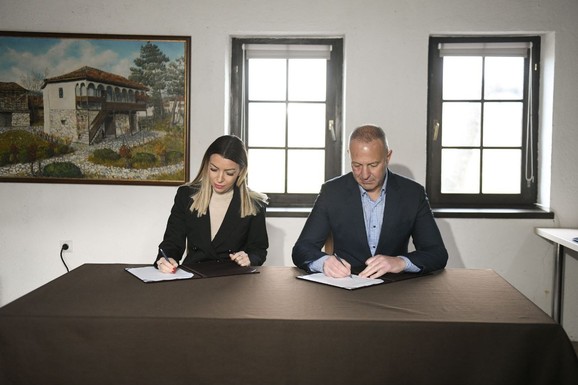 Mesarovićeva potpisala ugovor o infrastrukturnim ulaganjima u Knjaževcu