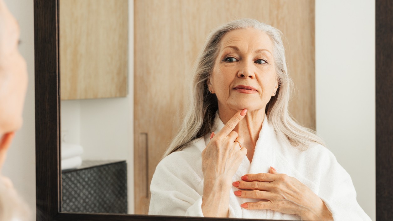 Zmeny osobnosti pred 60kou môžu byť skorým varovným signálom demencie. (ilustračné foto)