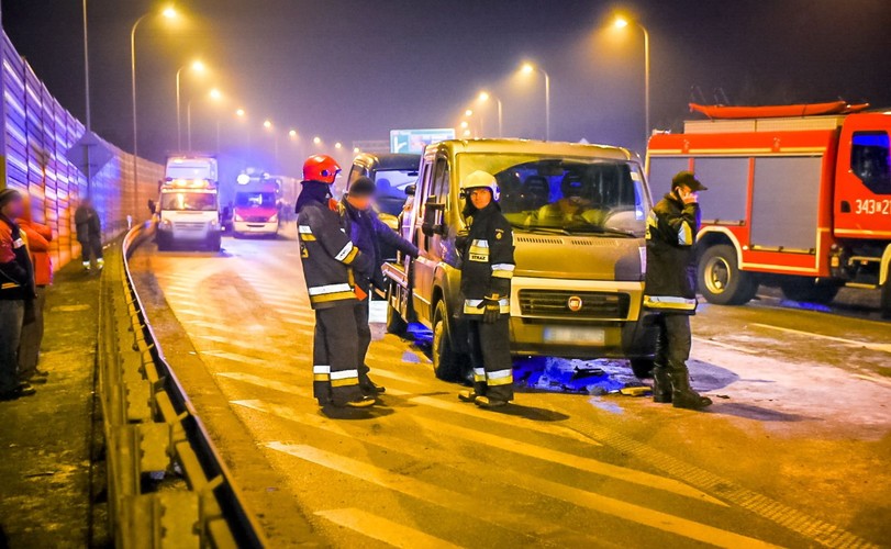 Miejsce wypadku, w którym uczestniczył samochód z ministrem obrony narodowej Antonim Macierewiczem